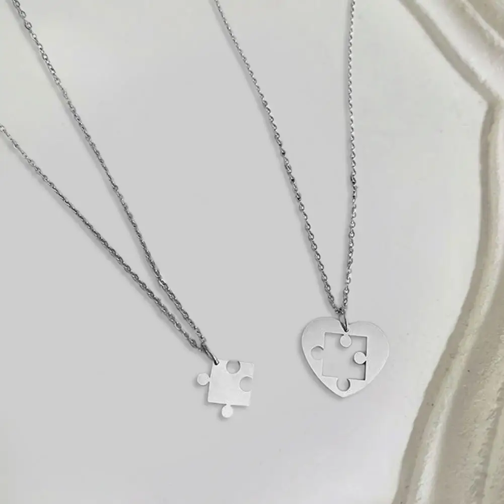Stylish Friendship Necklaces Fade-resistant Couple Necklaces Electroplating Love Puzzle Couples Jigsaw Necklaces Decorate
Stylish Friendship Necklaces Fade-resistant Couple Necklaces Electroplating Love Puzzle Couples Jigsaw Necklaces Decorate
