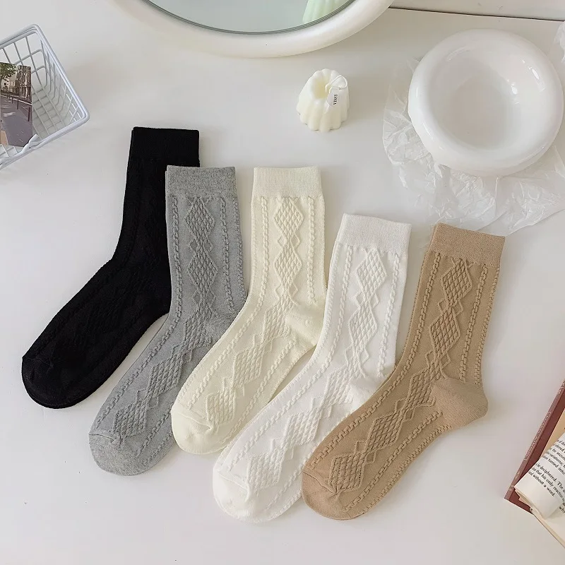 Fashion Socks Women's Retro Kawaii Korean Version Woman Clothes Harajuku Plaid Japanese Versatile Academic Style Solid Color
Fashion Socks Women's Retro Kawaii Korean Version Woman Clothes Harajuku Plaid Japanese Versatile Academic Style Solid Color
