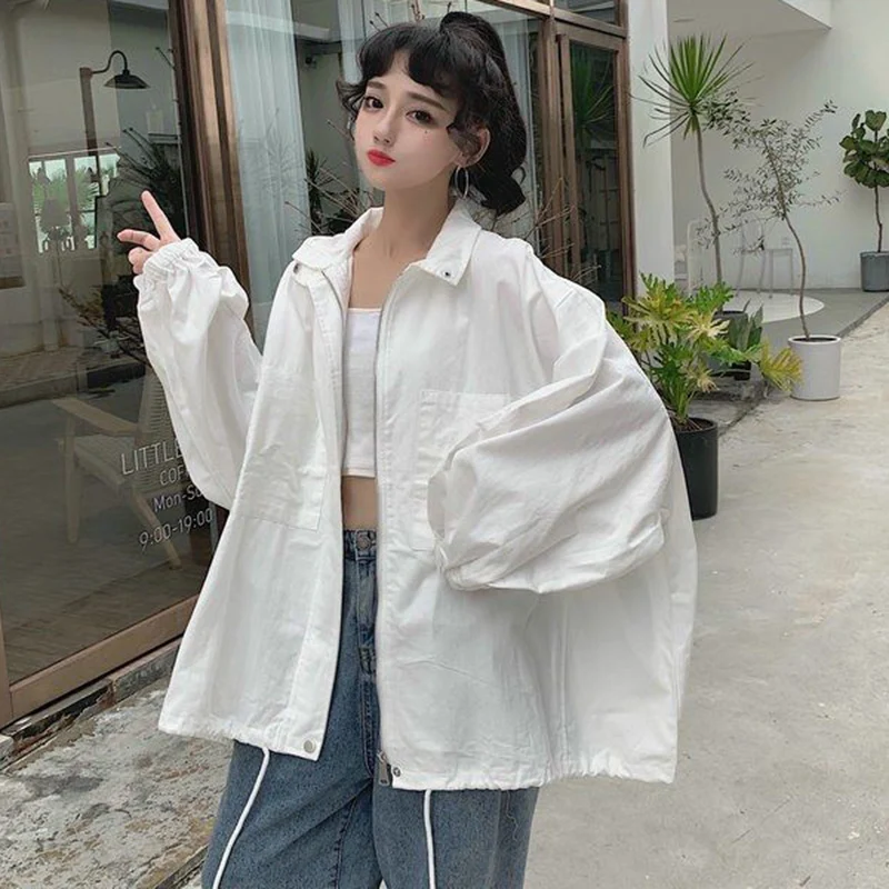 Rimocy Harajuku Oversize White Jacket Women New Lightweight Zipper Up Track Jacket Woman Korean Loose Sunscreen Jackets Female
Rimocy Harajuku Oversize White Jacket Women New Lightweight Zipper Up Track Jacket Woman Korean Loose Sunscreen Jackets Female