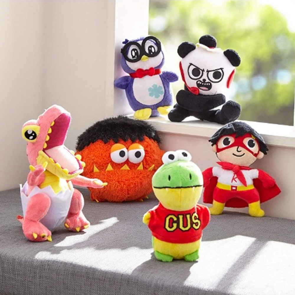 18cm Ryan Review Panda Bear Meng Gus Dinosaur Ryan Penguin Plush Toy Children Christmas Gift Cute Animal Cartoon Doll
18cm Ryan Review Panda Bear Meng Gus Dinosaur Ryan Penguin Plush Toy Children Christmas Gift Cute Animal Cartoon Doll