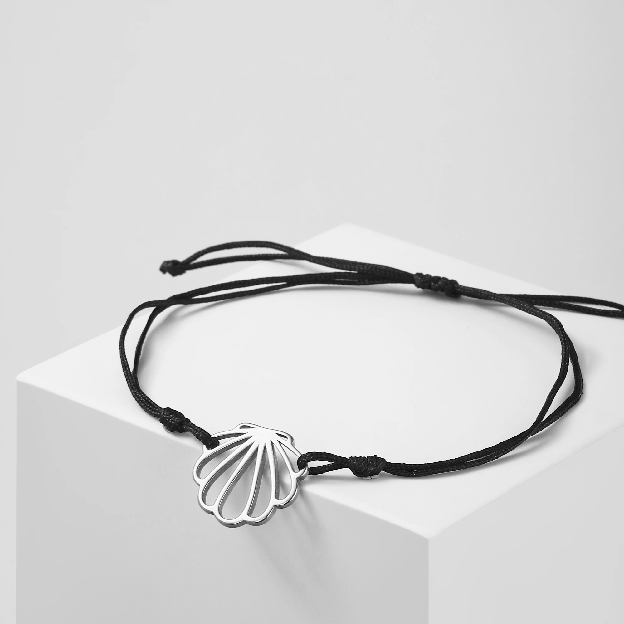 Kkjoy браслет на ногу для женщин и мужчин, серебристый цвет, конфеты, Топпер, ракушка, свинья, веревка из нержавеющей стали, плетеные аксессуары
Kkjoy браслет на ногу для женщин и мужчин, серебристый цвет, конфеты, Топпер, ракушка, свинья, веревка из нержавеющей стали, плетеные аксессуары