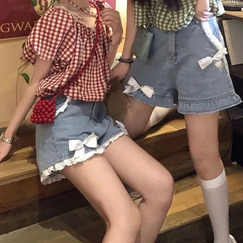 Womens Korean Cute Lace Ruffles Bow Short Pants Female Harajuku Casual Chic Punk Jeans Summer Vintage Sweet Lolita Denim Shorts
Womens Korean Cute Lace Ruffles Bow Short Pants Female Harajuku Casual Chic Punk Jeans Summer Vintage Sweet Lolita Denim Shorts