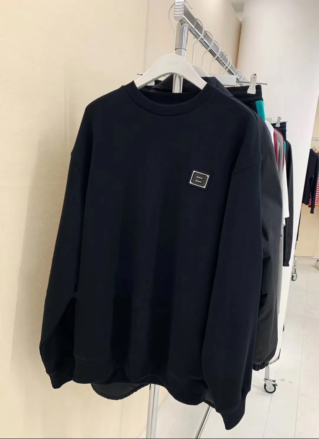 Ac Studios New Square Smiling Face Loose Street Design Wind Versatile Acne Casual Sweater Men Women Hoodies Sweatshirts
Ac Studios New Square Smiling Face Loose Street Design Wind Versatile Acne Casual Sweater Men Women Hoodies Sweatshirts