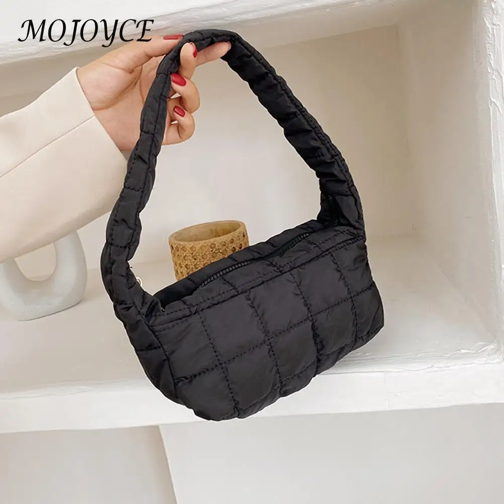 Женская объемная сумка из нейлона с верхней ручкой, однотонная сумка на молнии для подмышек, роскошные уличные сумки через плечо, модные сум... 
Женская объемная сумка из нейлона с верхней ручкой, однотонная сумка на молнии для подмышек, роскошные уличные сумки через плечо, модные сум...