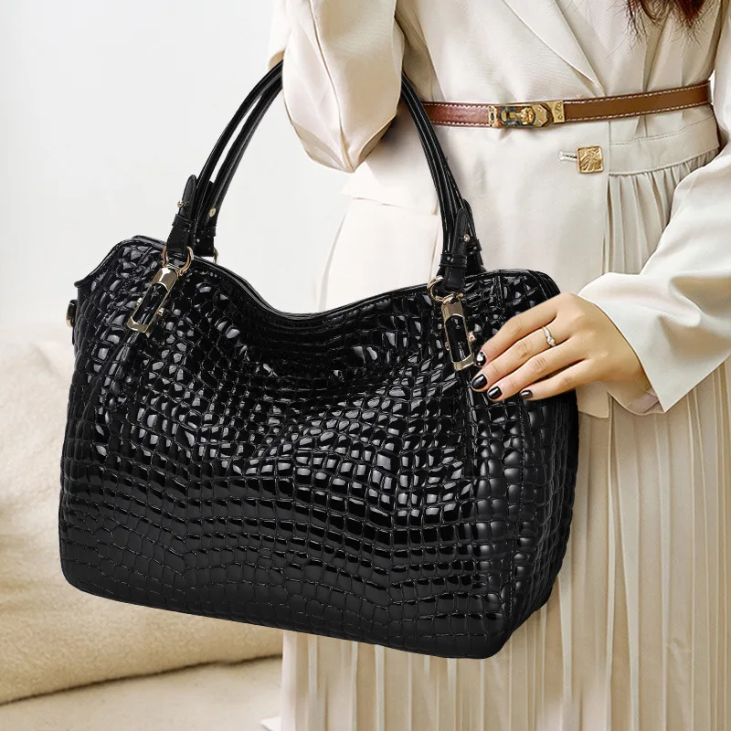 black Crocodile Women Bag 2022 Winter Genuine Leather Retro Alligator Luxury Handbag ladies Large Capacity Cowhide Shoulder Bags
black Crocodile Women Bag 2022 Winter Genuine Leather Retro Alligator Luxury Handbag ladies Large Capacity Cowhide Shoulder Bags
