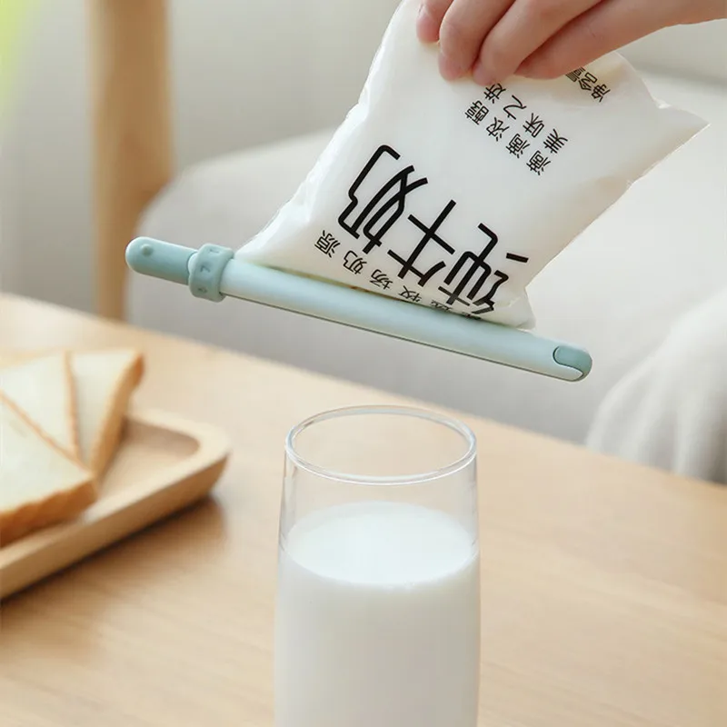 2Pcs Portable New Cute Kitchen Storage Food Snack Seal Sealing Bag Clips Sealer Clamp Plastic Tool Kitchen Accessories
2Pcs Portable New Cute Kitchen Storage Food Snack Seal Sealing Bag Clips Sealer Clamp Plastic Tool Kitchen Accessories