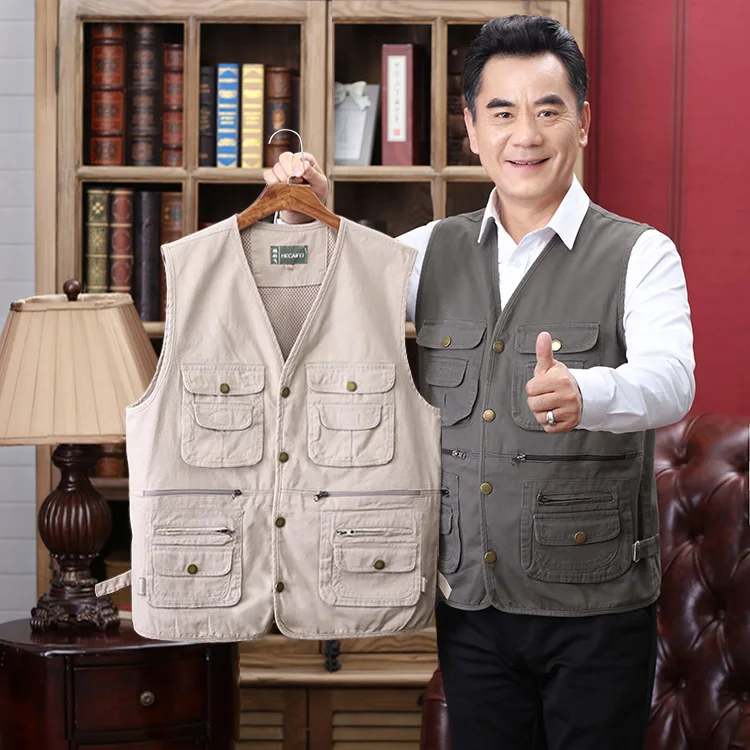 Men Spring and Autumn New Style Vest Solid Color Casual Outdoor Cargo Vest Loose Fashion Thin Multi-Pocket Vest Male Q08
Men Spring and Autumn New Style Vest Solid Color Casual Outdoor Cargo Vest Loose Fashion Thin Multi-Pocket Vest Male Q08