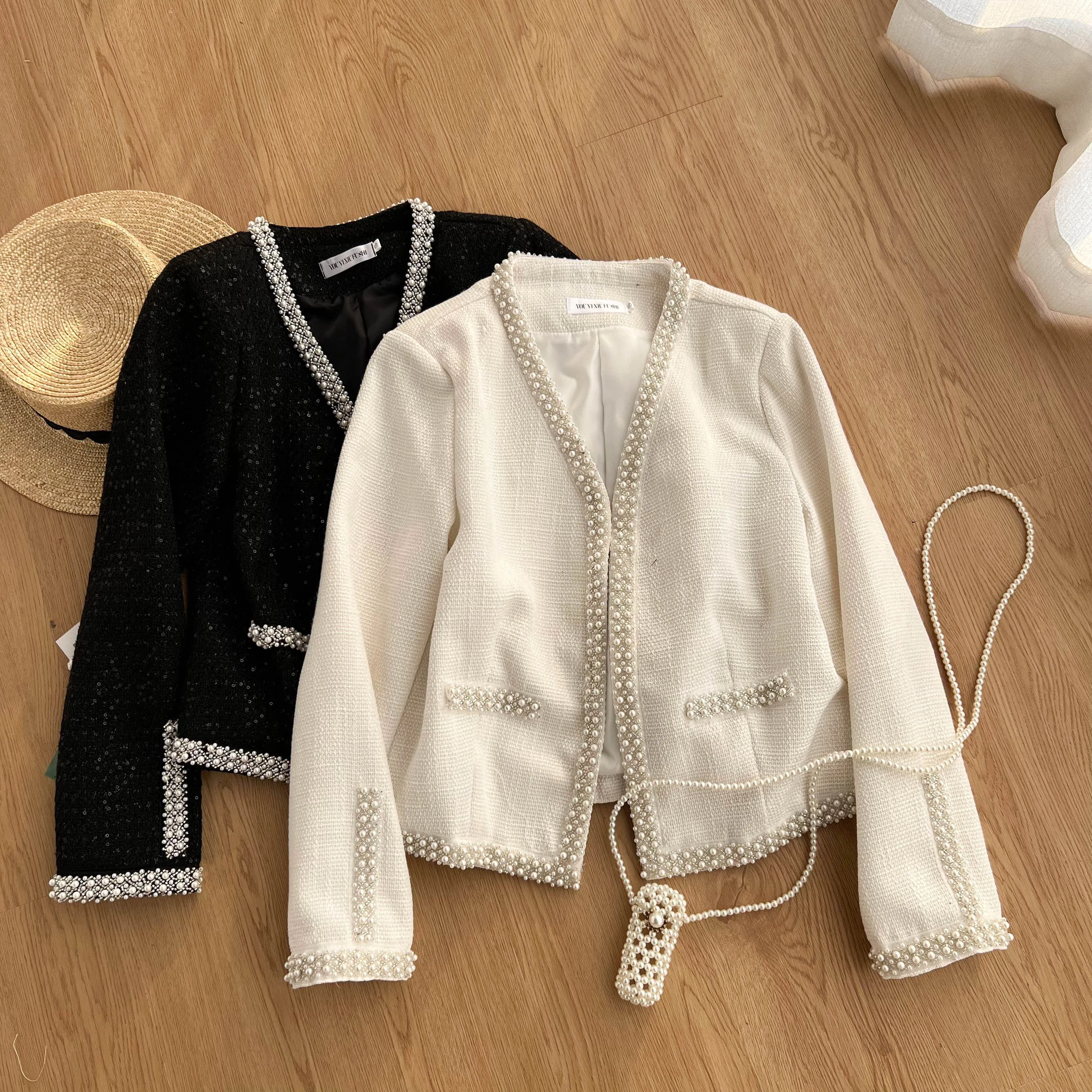 Autumn and Winter New Heavy Nail Beads Retro Hong Kong Wind Design Sense of Slim and Versatile Temperament Suit Jacket
Autumn and Winter New Heavy Nail Beads Retro Hong Kong Wind Design Sense of Slim and Versatile Temperament Suit Jacket
