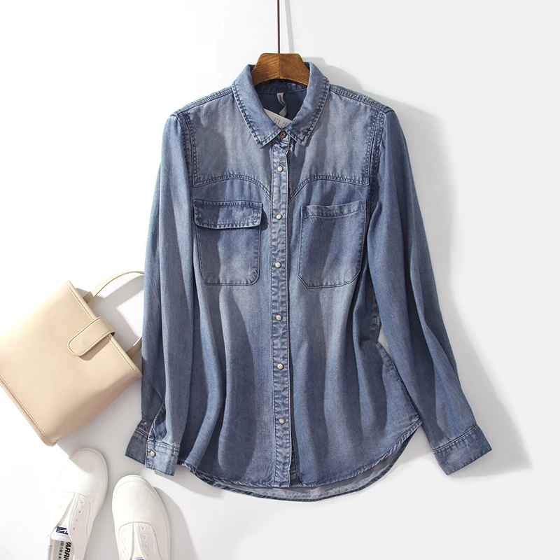 Korean version spliced slim fit with a denim shirt -sleeved spring and autumn denim shirt, top folded for foreign trade
Korean version spliced slim fit with a denim shirt -sleeved spring and autumn denim shirt, top folded for foreign trade