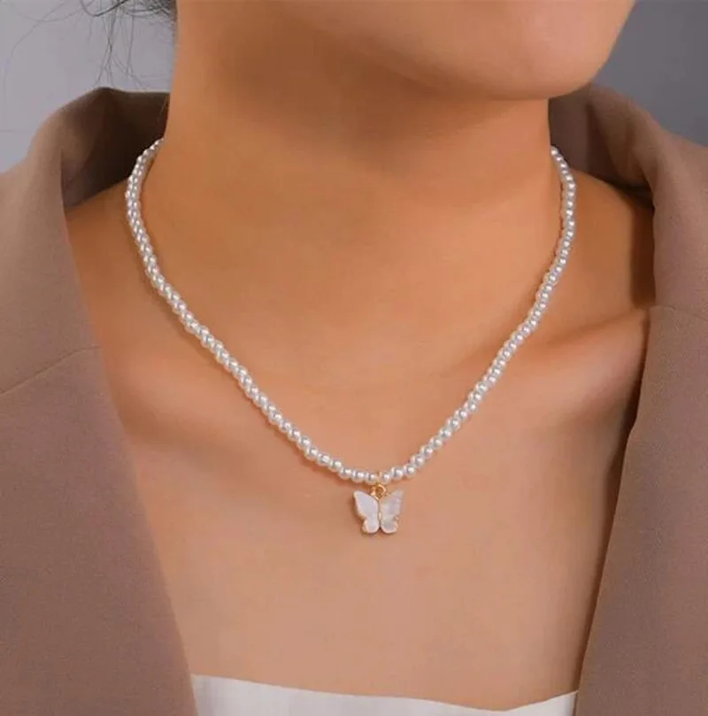 Fashion Butterfly Pendant Necklace Bohemian Imitation Pearl Handmade Necklace Female Tassel Butterfly Pendant Clavicle Chain
Fashion Butterfly Pendant Necklace Bohemian Imitation Pearl Handmade Necklace Female Tassel Butterfly Pendant Clavicle Chain