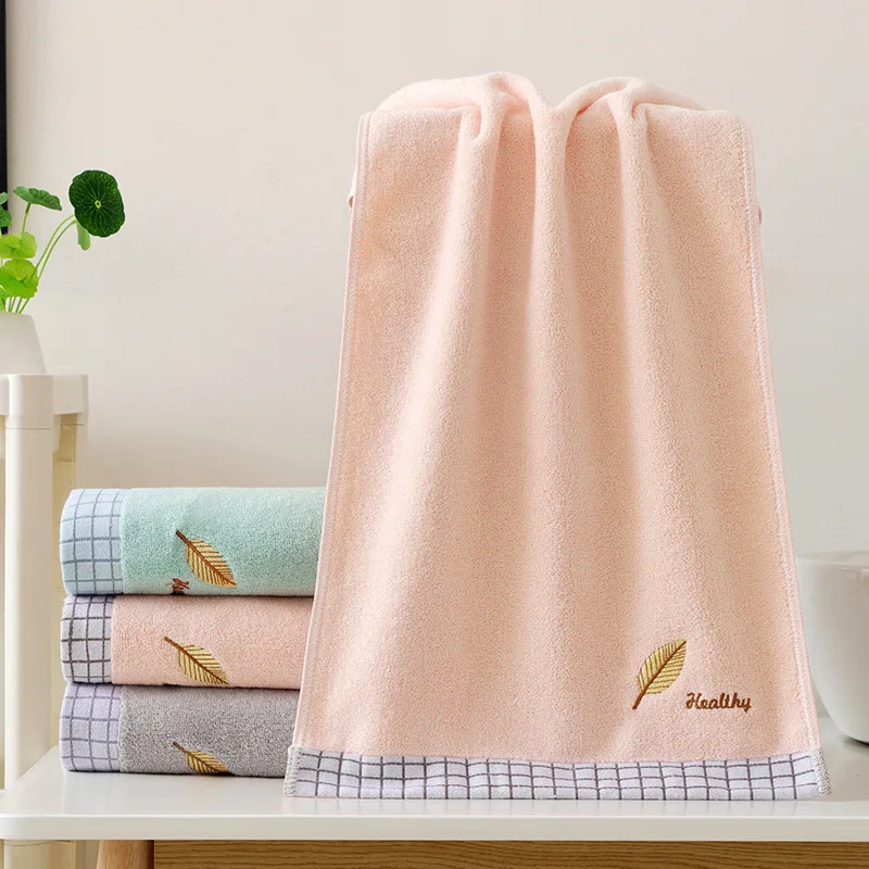 Leaves Embroidery Pattern Cotton Towel Lovely Soft Absorbent Bath Towel Thickened Couple Bath Towels for Adults Cotton Large
Leaves Embroidery Pattern Cotton Towel Lovely Soft Absorbent Bath Towel Thickened Couple Bath Towels for Adults Cotton Large