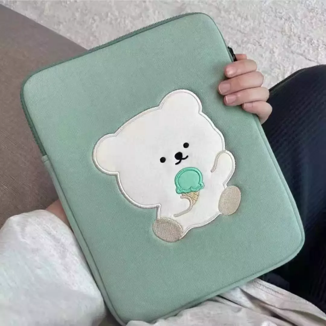 Hot Sales Bear 11 inch Laptop Sleeve Bag for iPad Air 4 Ice Cream Mac Ipad Pro 9.7 10.8 13 14.5 15 inch Laptop Tablet Inner Case
Hot Sales Bear 11 inch Laptop Sleeve Bag for iPad Air 4 Ice Cream Mac Ipad Pro 9.7 10.8 13 14.5 15 inch Laptop Tablet Inner Case