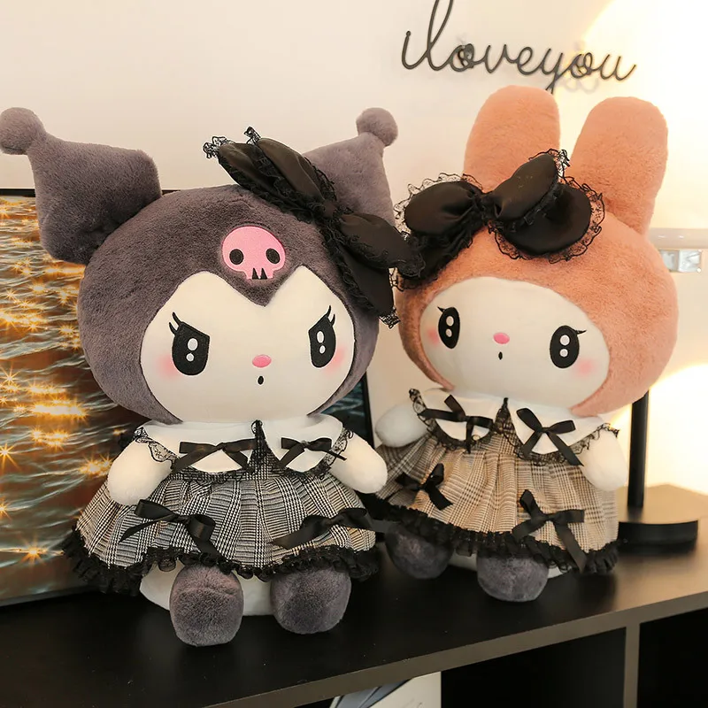 Подлинные плюшевые куклы Sanrio, 35-60 см, кавайная аниме-фигурка Kuromi My Melody, мягкие игрушки, детский подарок на день рождения, украшение для комнаты
Подлинные плюшевые куклы Sanrio, 35-60 см, кавайная аниме-фигурка Kuromi My Melody, мягкие игрушки, детский подарок на день рождения, украшение для комнаты