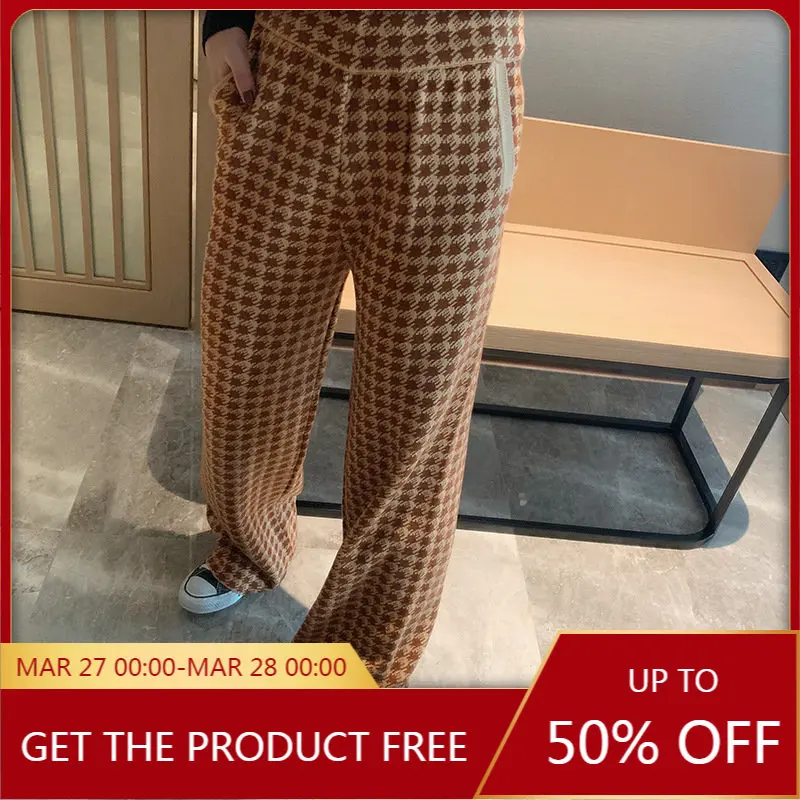 Houndstooth Plaid Wool Pants Women's New High Waist Loose Slim Retro Plaid Straight Wide-leg Pants In Early Spring of 2023
Houndstooth Plaid Wool Pants Women's New High Waist Loose Slim Retro Plaid Straight Wide-leg Pants In Early Spring of 2023