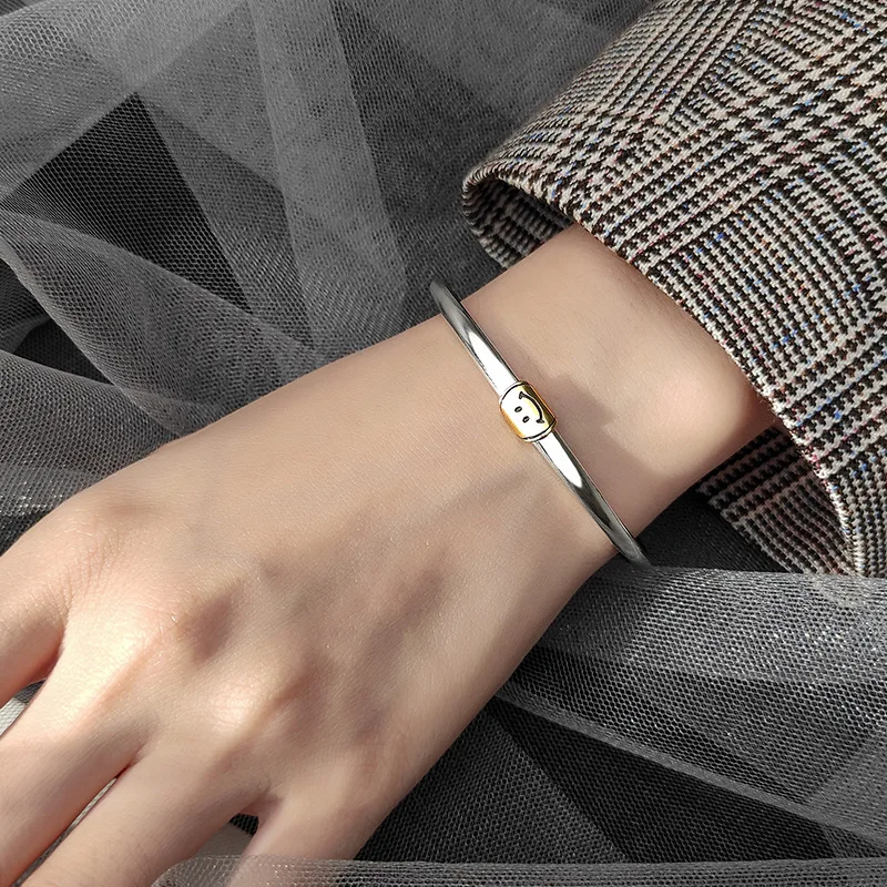 925 Sterling Silver Adjustable Smile Charm Bracelet &Cuff Bangle Handmade Party Korean Jewelry For Women Girls sl521
925 Sterling Silver Adjustable Smile Charm Bracelet &Cuff Bangle Handmade Party Korean Jewelry For Women Girls sl521