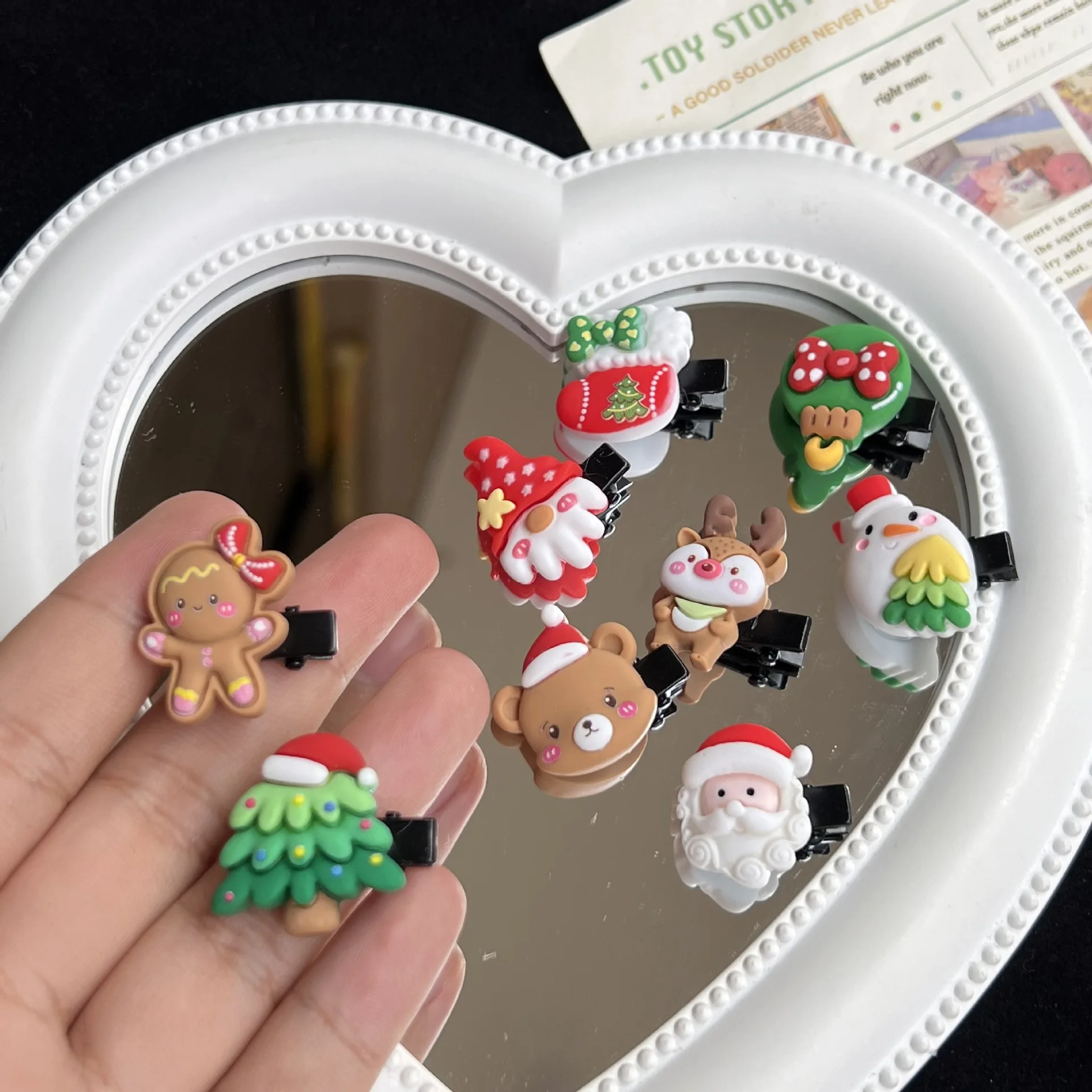 5/pcs new mini children's hair clip Christmas girl cute hairpins students hairband Christmas gift hair accessories Head Wrap
5/pcs new mini children's hair clip Christmas girl cute hairpins students hairband Christmas gift hair accessories Head Wrap