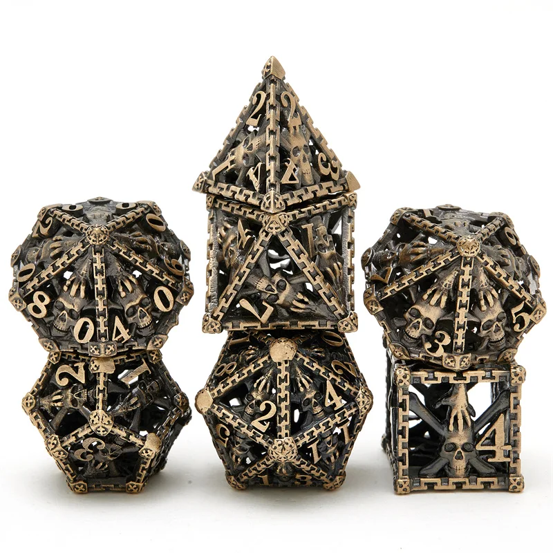 Набор металлических костей DND 7-Piece Polyhedron с бархатной подарочной сумкой, ролевая игра с цифрами Pathfinder (красный)
Набор металлических костей DND 7-Piece Polyhedron с бархатной подарочной сумкой, ролевая игра с цифрами Pathfinder (красный)