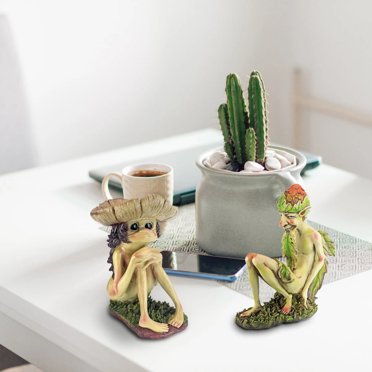 15cm Resin Frog Statues with Grass Hats Beautiful Decoration for Inddor Outdoor Garden Ornaments for Ponds Courtyards Decor
15cm Resin Frog Statues with Grass Hats Beautiful Decoration for Inddor Outdoor Garden Ornaments for Ponds Courtyards Decor