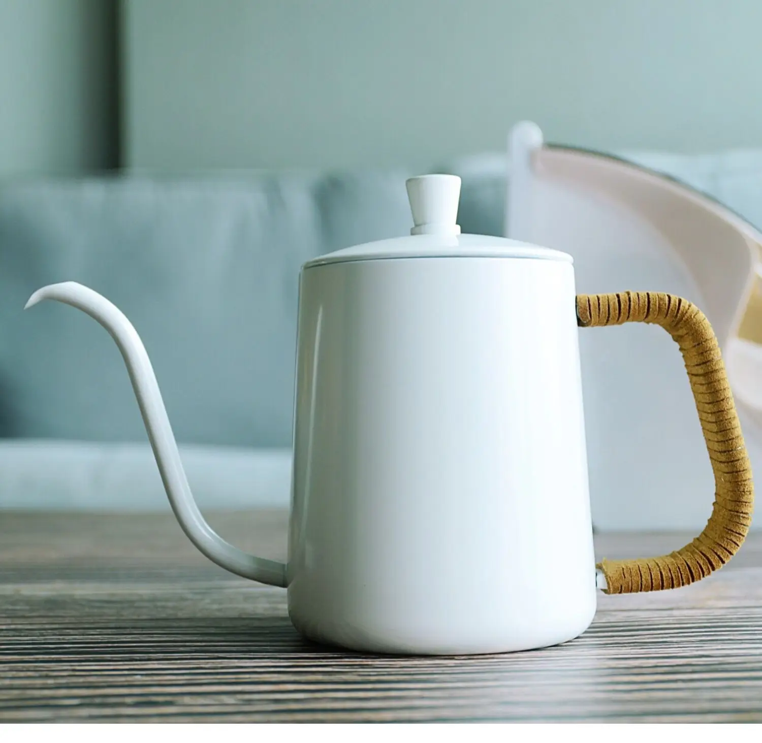 Hanging Ear Coffee Pot Thin Mouth Stainless Steel Food Grade Lid Drip Hand Punch Coffee Pot Kitchen Moka Pot Coffee Tool 50
Hanging Ear Coffee Pot Thin Mouth Stainless Steel Food Grade Lid Drip Hand Punch Coffee Pot Kitchen Moka Pot Coffee Tool 50