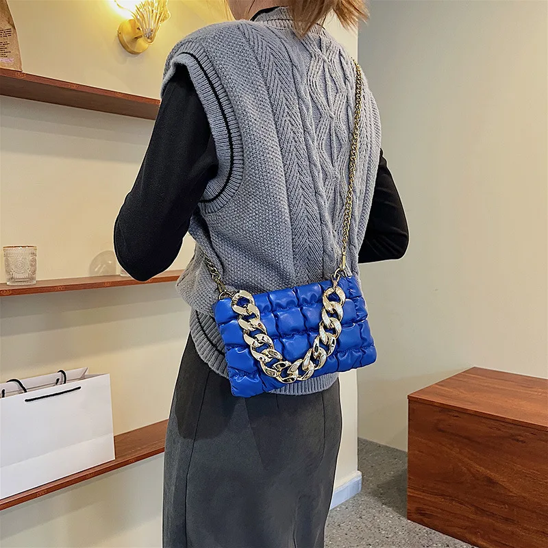 2022 Простые повседневные Разноцветные Повседневные клатчи с цепочкой, сумки через плечо
2022 Простые повседневные Разноцветные Повседневные клатчи с цепочкой, сумки через плечо