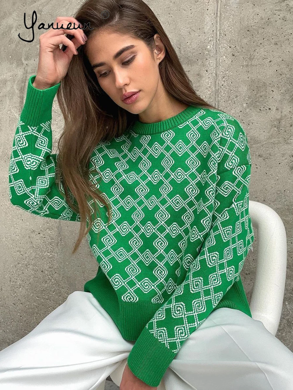 Yanueun Spring Women Knitwear O-Neck Long Sleeve High Quality Tops Knitted Casual High Street 2022 New Pullover Sweater
Yanueun Spring Women Knitwear O-Neck Long Sleeve High Quality Tops Knitted Casual High Street 2022 New Pullover Sweater