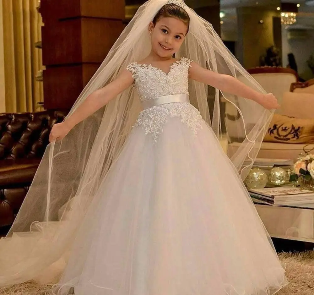 Exquisite Vestidos White Flower Girl Dresses For Weddings party ceremony Gown Cap Sleeves Tulle Lace First Communion Dresse
Exquisite Vestidos White Flower Girl Dresses For Weddings party ceremony Gown Cap Sleeves Tulle Lace First Communion Dresse