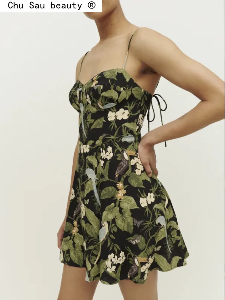 Женское летнее Мини-Платье, винтажное облегающее модное пикантное короткое платье с цветочным принтом и высокой талией на бретельках для о...
Женское летнее Мини-Платье, винтажное облегающее модное пикантное короткое платье с цветочным принтом и высокой талией на бретельках для о...