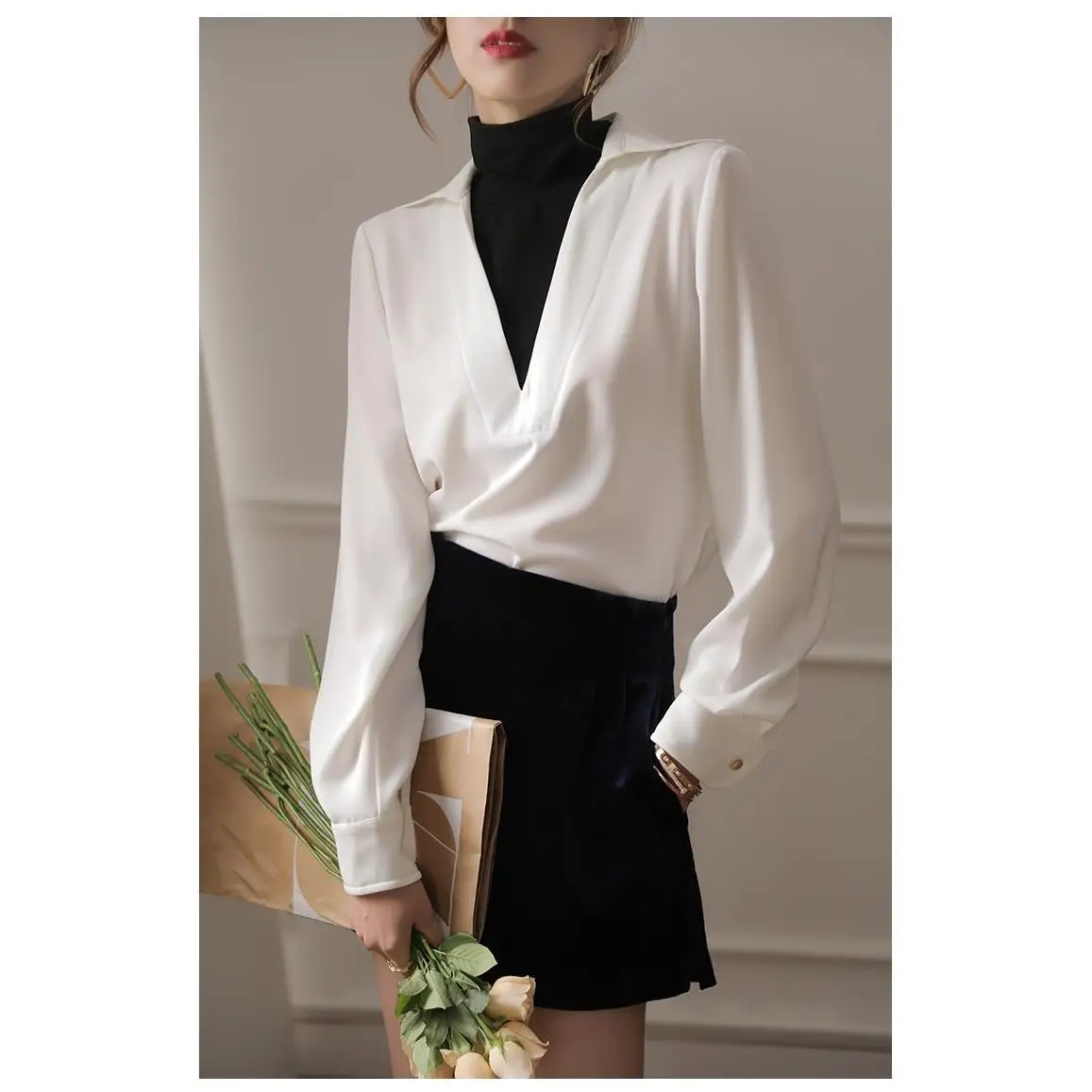 Retro women's shirts fashion patchwork design half turtleneck oversize fake two-piece minimalist all-match spring autumn striped
Retro women's shirts fashion patchwork design half turtleneck oversize fake two-piece minimalist all-match spring autumn striped