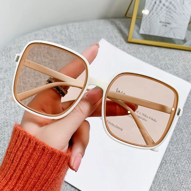 Rice Nail Square Sunglasses Gradient Color New Sunglasses for Women Trend Anti-UV Retro Sunglasses
Rice Nail Square Sunglasses Gradient Color New Sunglasses for Women Trend Anti-UV Retro Sunglasses