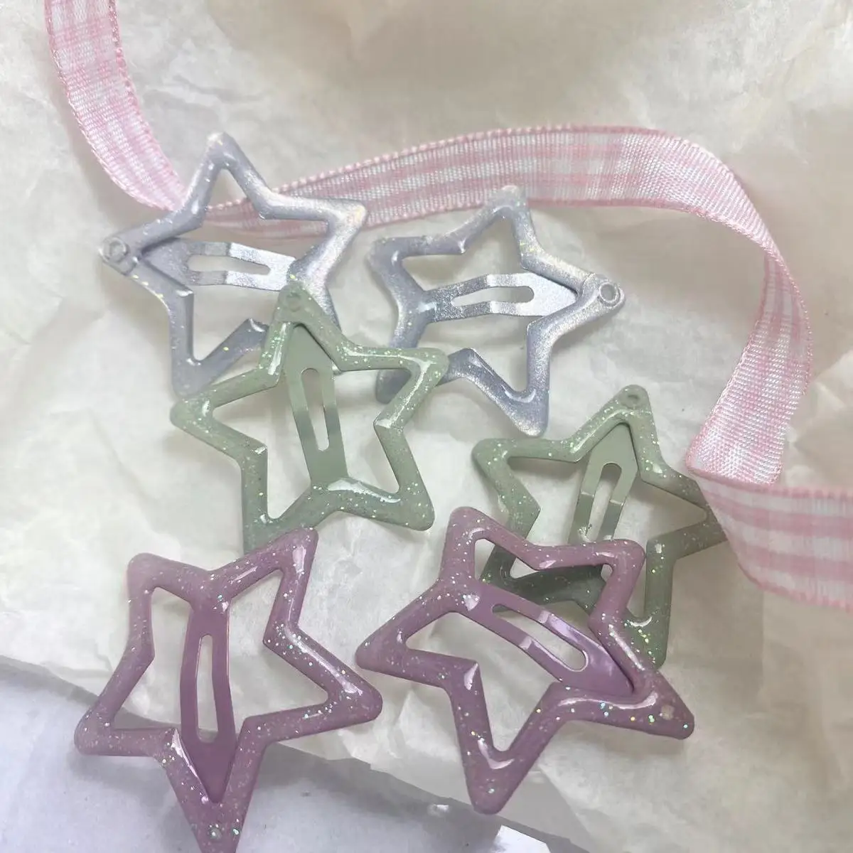 2Pcs/lot Shiny Star Hairpin Fashion Glitter Hair Clips Y2K Girl Barrettes Sweet Bangs Bb Clip Hair Accessories Hair Styling Tool
2Pcs/lot Shiny Star Hairpin Fashion Glitter Hair Clips Y2K Girl Barrettes Sweet Bangs Bb Clip Hair Accessories Hair Styling Tool