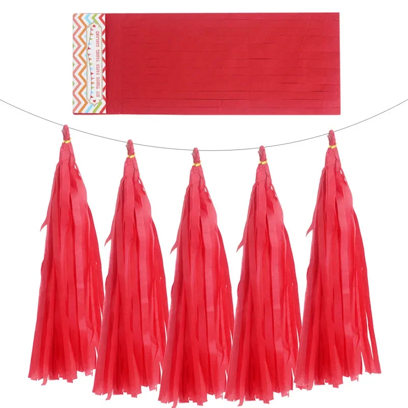 Гирлянда из папиросной бумаги с кисточками 5 шт.
Гирлянда из папиросной бумаги с кисточками 5 шт.