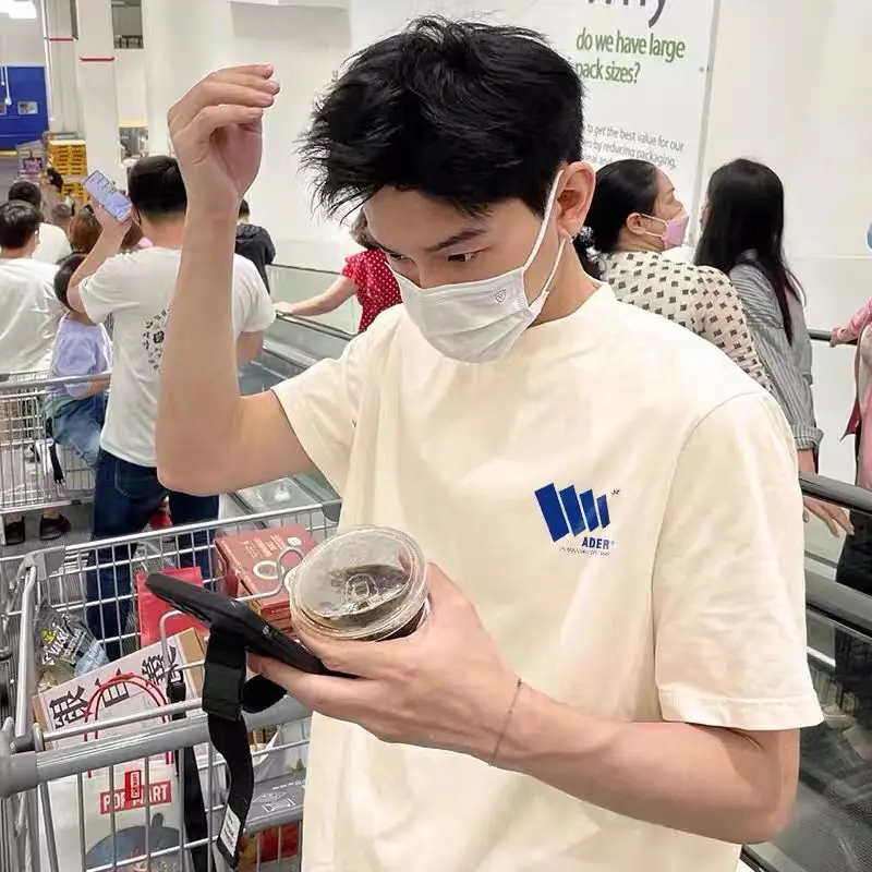 Korean Fashion Unisex T-shirt 2022 Summer Women's O Neck Cotton T-shirt Men's Casual Letter Cartoon Loose Top Lovers White Tees
Korean Fashion Unisex T-shirt 2022 Summer Women's O Neck Cotton T-shirt Men's Casual Letter Cartoon Loose Top Lovers White Tees