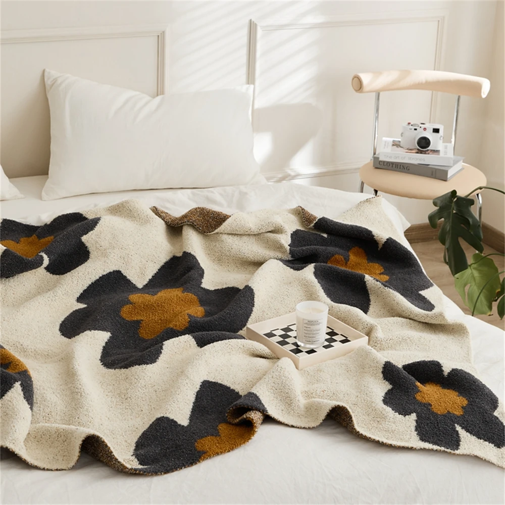 Nordic Style Blankets For Beds Coral Fleece Home Sofa Cozy Warm Bedroom Decorative Cover Blanket Kids Napping Plush Blanket Gift
Nordic Style Blankets For Beds Coral Fleece Home Sofa Cozy Warm Bedroom Decorative Cover Blanket Kids Napping Plush Blanket Gift