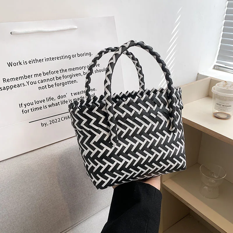 Плетеная корзина, пляжная сумка, маленькая сумка-тоут карамельных цветов, летние сумки-ведро, женские плетеные водонепроницаемые сумки для покупок ручной работы
Плетеная корзина, пляжная сумка, маленькая сумка-тоут карамельных цветов, летние сумки-ведро, женские плетеные водонепроницаемые сумки для покупок ручной работы