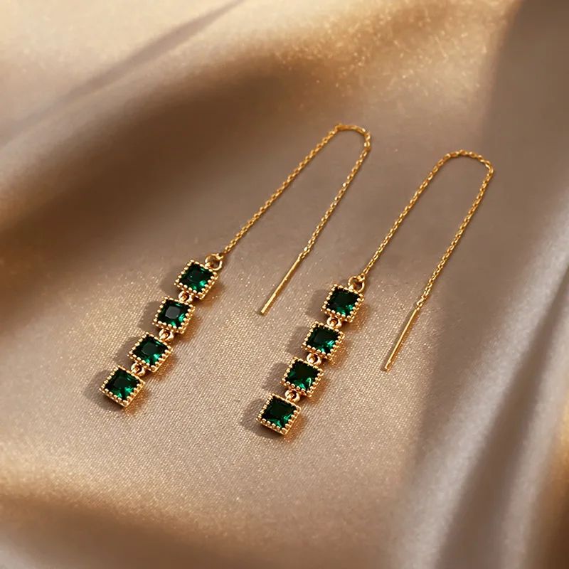 Simple Fashion Ear Line Piercing Earrings for Women Vintage Green Square Crystal Dangle Earrings New Design Jewelry
Simple Fashion Ear Line Piercing Earrings for Women Vintage Green Square Crystal Dangle Earrings New Design Jewelry