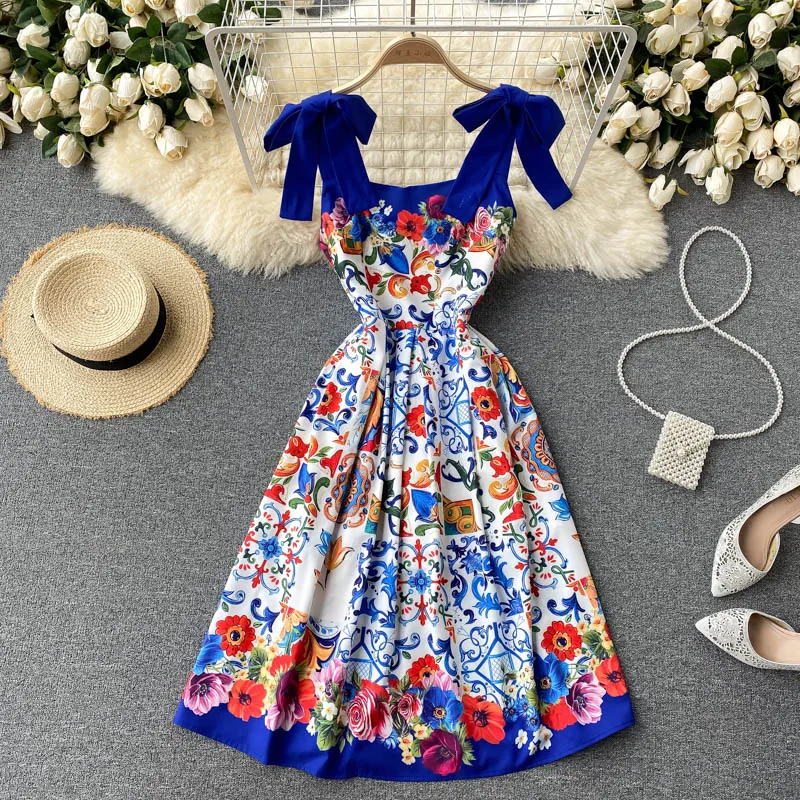 

Chic Summer Bow Tank Dress Women 2023 Spaghetti Strap Backless Palace Floral Print Holiday Beach Style Dress Above Knee, Mini