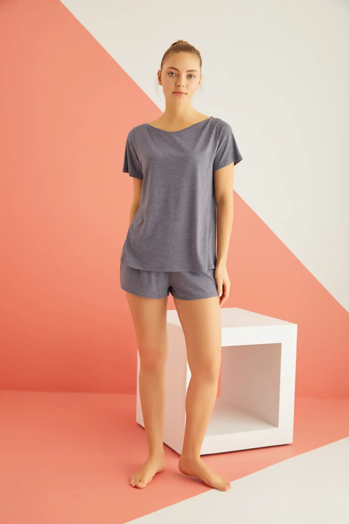 Women's Pajamas Shorts Set Sleep Lounge Pajamas Elastic Waist Nightwear Retro Sleepwear Casual Home Clothing
Women's Pajamas Shorts Set Sleep Lounge Pajamas Elastic Waist Nightwear Retro Sleepwear Casual Home Clothing