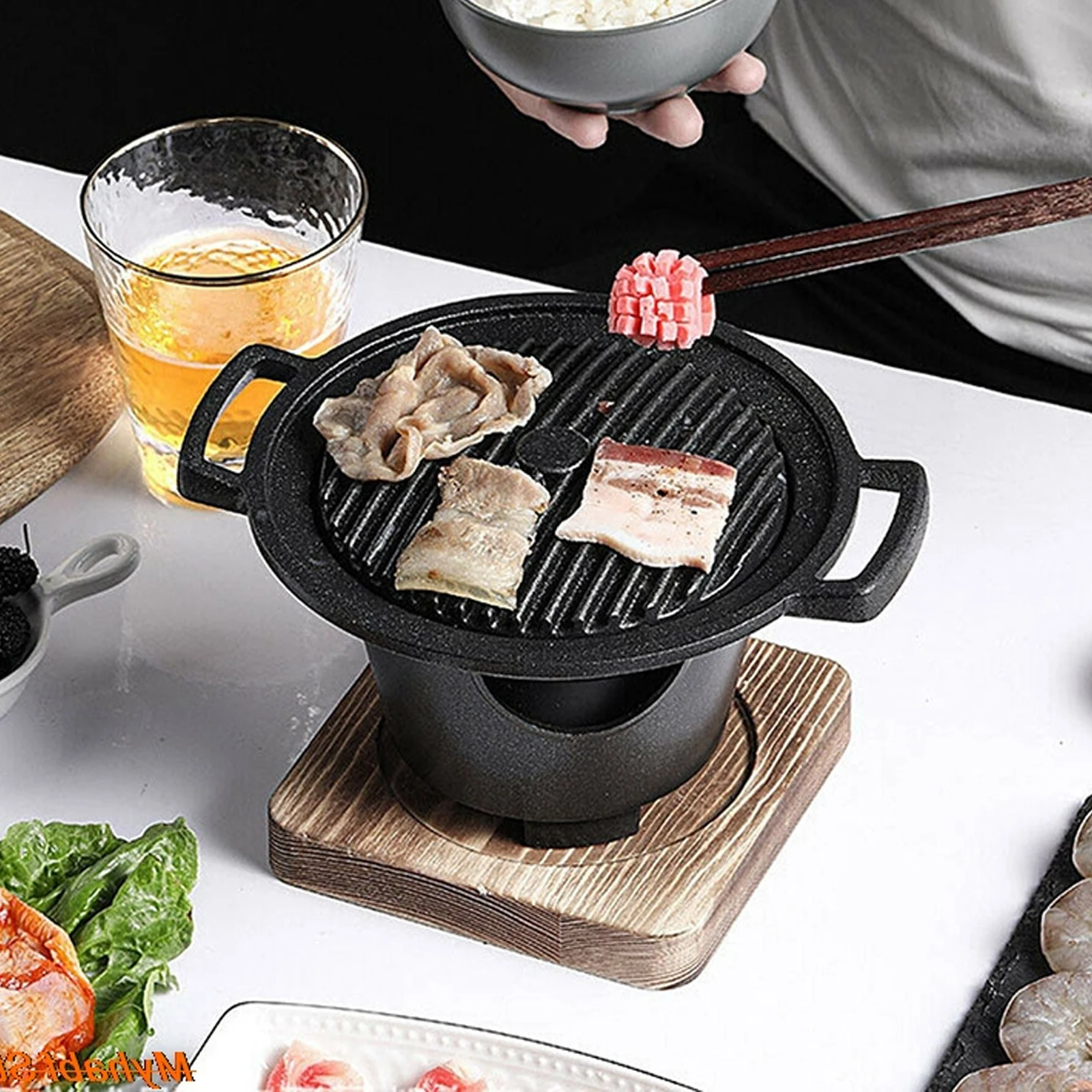 Mini BBQ Grill Japanese Alcohol Stove One Person Home Smokeless Barbecue Grill Outdoor BBQ Oven Plate Roasting Cooker Meat Tools
Mini BBQ Grill Japanese Alcohol Stove One Person Home Smokeless Barbecue Grill Outdoor BBQ Oven Plate Roasting Cooker Meat Tools