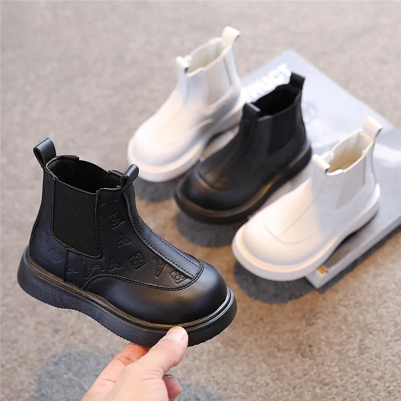 Children Fashion Boots Girl's British style Quality Leather Ankel Boots Boy's Soft Sole Warm Plush Winter Boots Size 23-36
Children Fashion Boots Girl's British style Quality Leather Ankel Boots Boy's Soft Sole Warm Plush Winter Boots Size 23-36