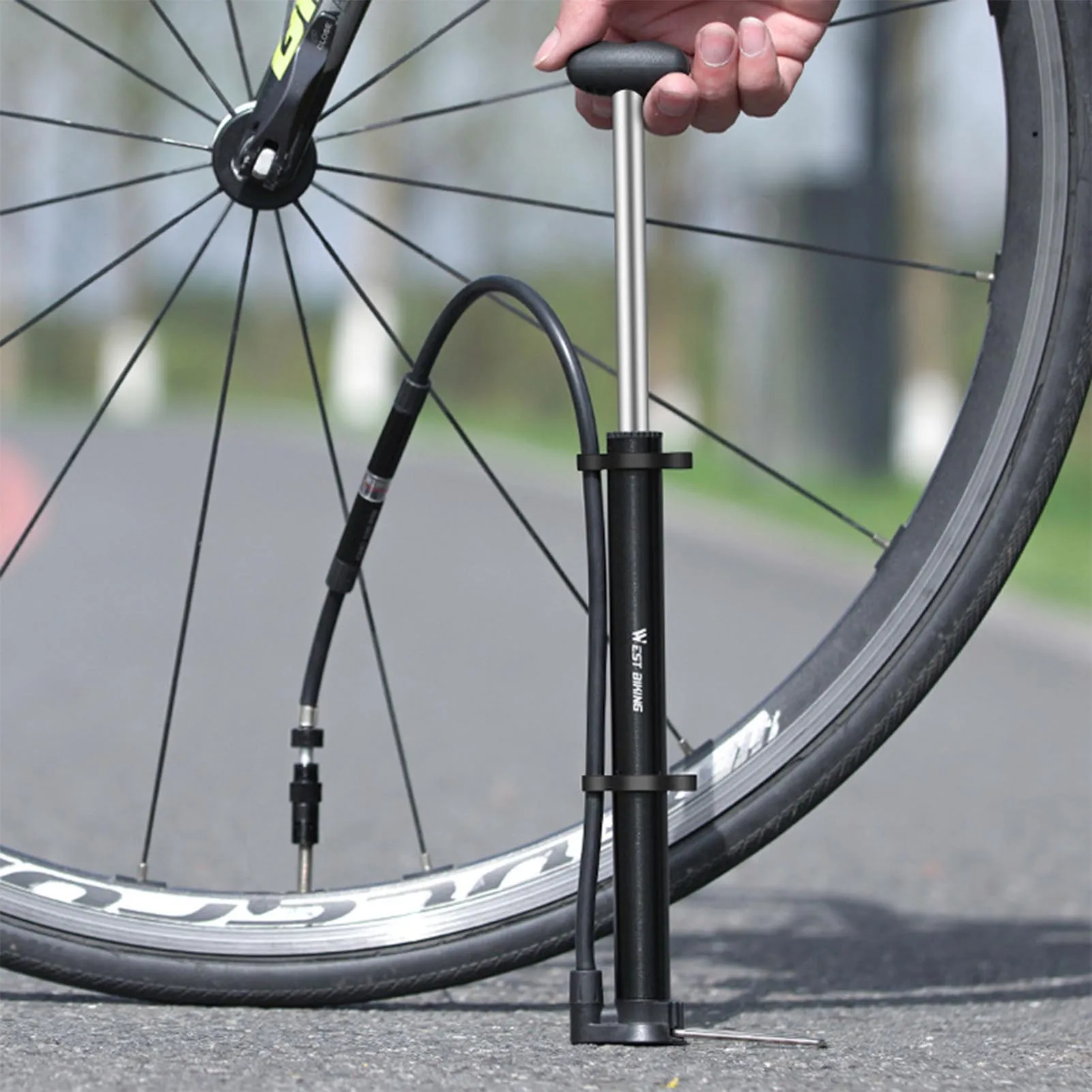 Bicycle Pump With Built-in Gauge 140 PSI High-Pressure Air Ball Pump Iator Twin Valve Head Ergonomic Bike Floor Pump With
Bicycle Pump With Built-in Gauge 140 PSI High-Pressure Air Ball Pump Iator Twin Valve Head Ergonomic Bike Floor Pump With