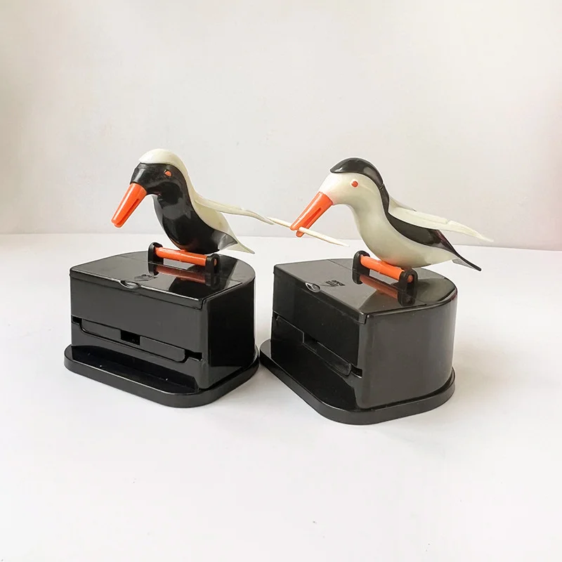 Bird Toothpick Box Automatic Pop-up Home Press Type Toothpick Bucket Woodpecker Toothpick Canister Kitchen Gadgets
Bird Toothpick Box Automatic Pop-up Home Press Type Toothpick Bucket Woodpecker Toothpick Canister Kitchen Gadgets