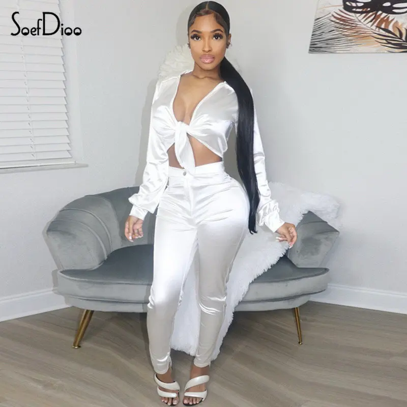 Soefdioo Solid V Neck Long Sleeve Lace Up Crop Top and High Wasit Pants Two Piece Sets Womens Outfits Autumn 2022 Streetwear
Soefdioo Solid V Neck Long Sleeve Lace Up Crop Top and High Wasit Pants Two Piece Sets Womens Outfits Autumn 2022 Streetwear