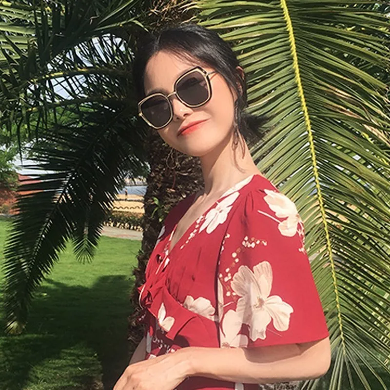 Квадратные Солнцезащитные очки, женские брендовые дизайнерские ретро зеркальные Модные солнцезащитные очки, винтажные оттенки, солнечные ...
Квадратные Солнцезащитные очки, женские брендовые дизайнерские ретро зеркальные Модные солнцезащитные очки, винтажные оттенки, солнечные ...