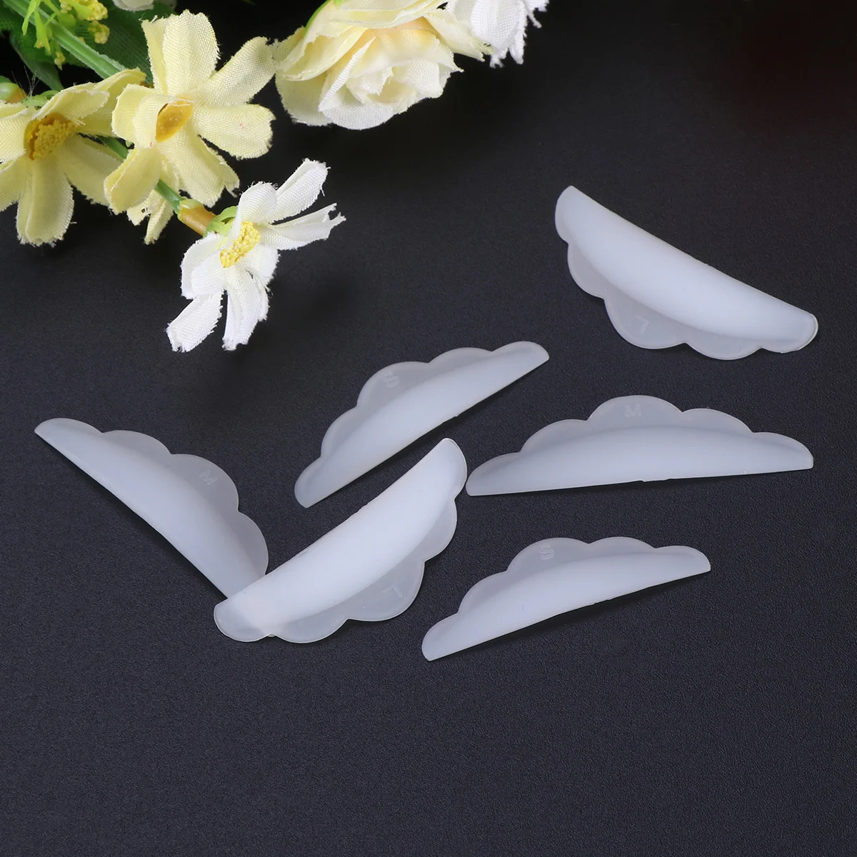 Eyelash Pads Shield Perming Curler Makeup Silicone Grafting Pad Beauty Tool Utensil Lash Lifting Supplies Girls Woman Eye
Eyelash Pads Shield Perming Curler Makeup Silicone Grafting Pad Beauty Tool Utensil Lash Lifting Supplies Girls Woman Eye