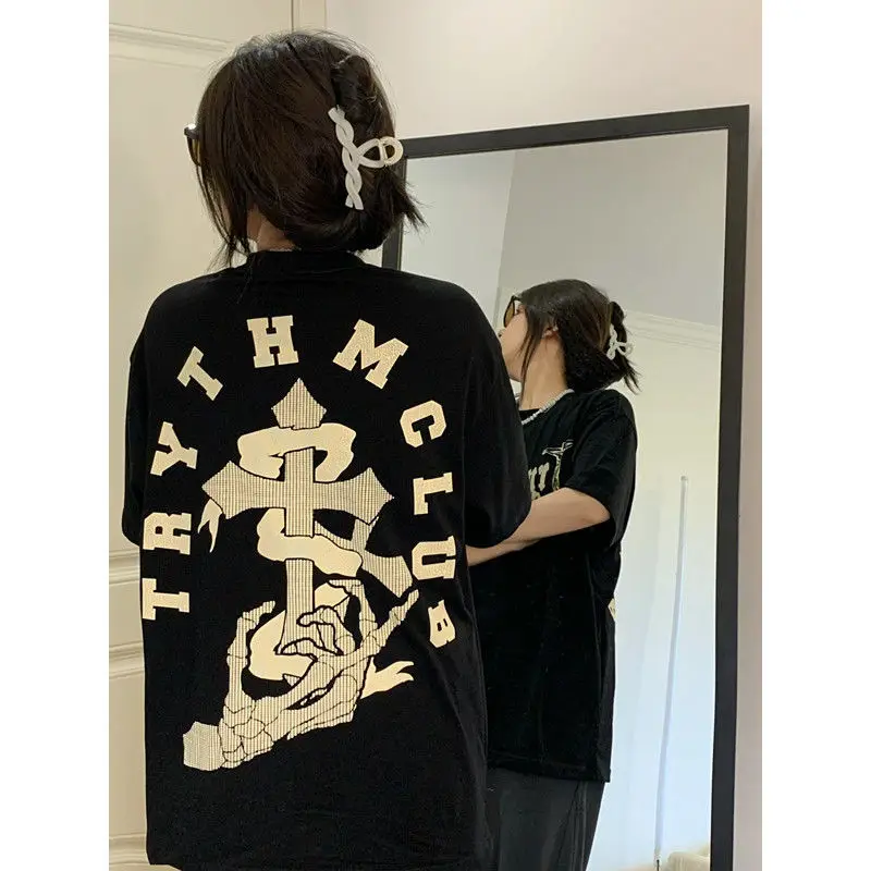 American street national tide brand summer short sleeved T-shirt male oversize loose student couple wear t shirt for women 
American street national tide brand summer short sleeved T-shirt male oversize loose student couple wear t shirt for women