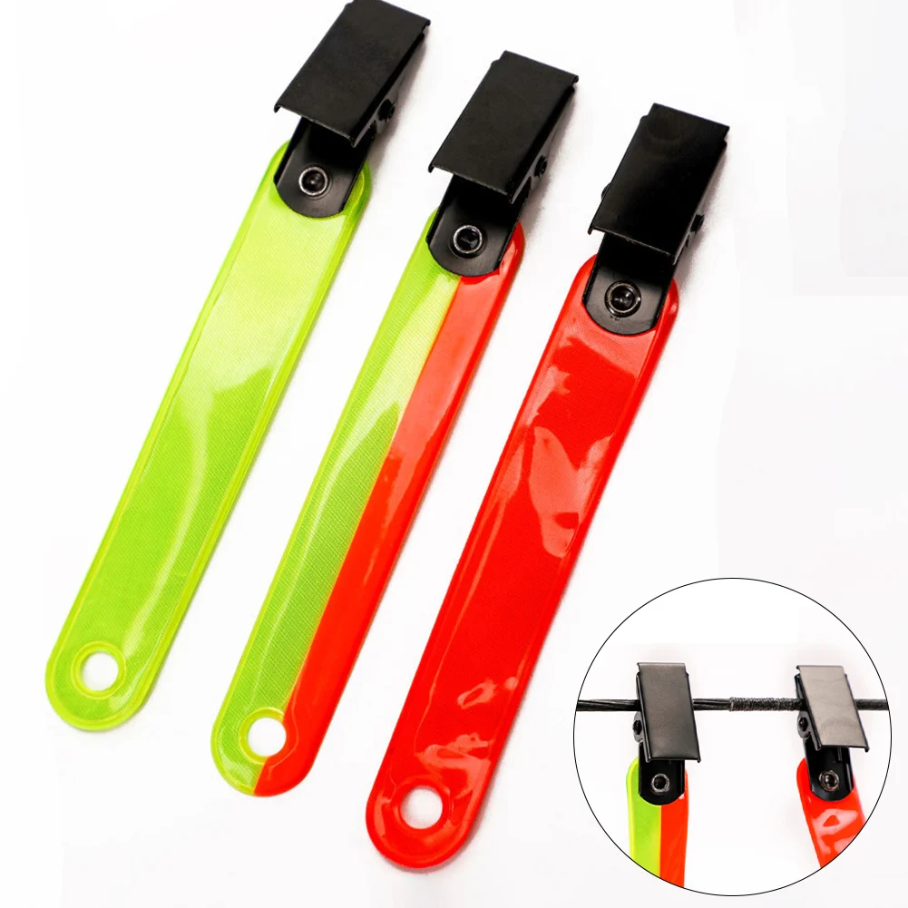 12pcs Road Sign Clip Highly Reflective Hunting Trail Marker Tacks With Clips BattlBox Outdoor Hunting Parts 10.3x1.4x1.5cm
12pcs Road Sign Clip Highly Reflective Hunting Trail Marker Tacks With Clips BattlBox Outdoor Hunting Parts 10.3x1.4x1.5cm