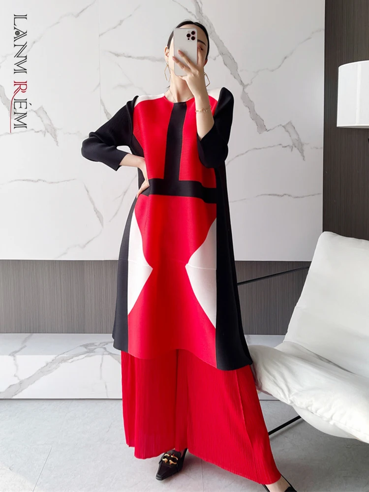LANMREM Loose Pleated Dress For Women 2022 Spring Summer Round Neck Stitching Color Dresses Female Fashion Clothes 2R1329
LANMREM Loose Pleated Dress For Women 2022 Spring Summer Round Neck Stitching Color Dresses Female Fashion Clothes 2R1329