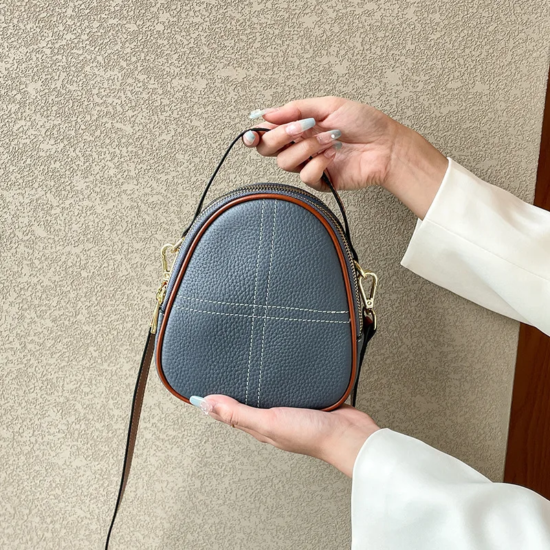 New Leather Women Bag Fashion Mobile Phone Messenger Bag High Quality Handbag Designer Brand Design Clutches Detachable Strap 
New Leather Women Bag Fashion Mobile Phone Messenger Bag High Quality Handbag Designer Brand Design Clutches Detachable Strap