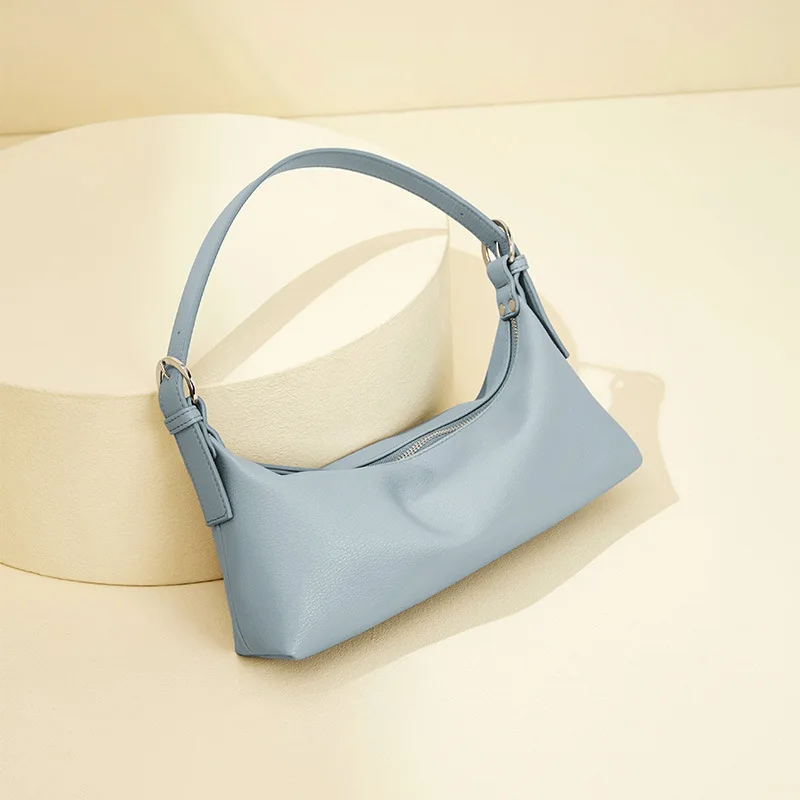 2022 Designer Women Soft PU Leather baguette Underarm Bag Female Blue Zipper Single Shoulder Bag Office Business Bag Women Bolsa
2022 Designer Women Soft PU Leather baguette Underarm Bag Female Blue Zipper Single Shoulder Bag Office Business Bag Women Bolsa