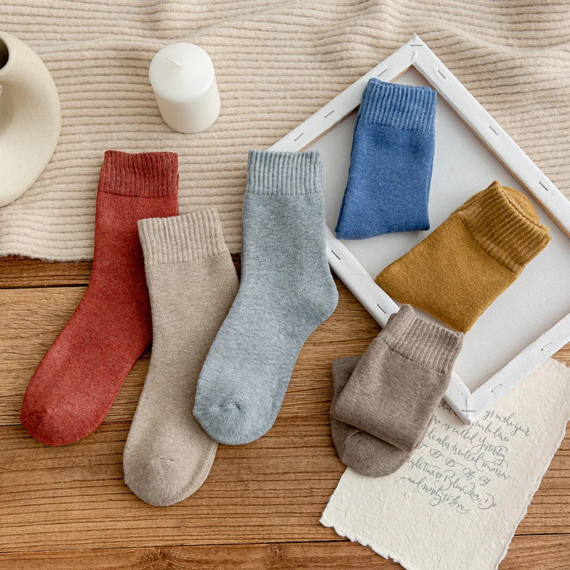 Autumn and winter plus velvet thick warm towel socks in the tube rabbit fur carpet socks solid color women's socks
Autumn and winter plus velvet thick warm towel socks in the tube rabbit fur carpet socks solid color women's socks